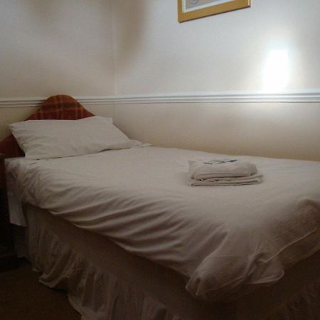 Garden Lodge Hotel 莱奇沃思 客房 照片